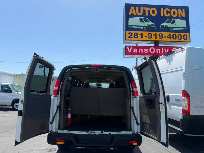 2016 Chevrolet Express LS 2500