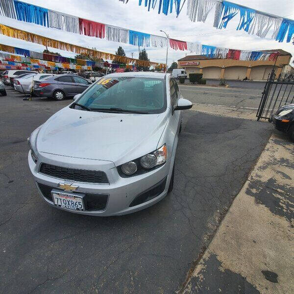 2016 Chevrolet Sonic LS Auto