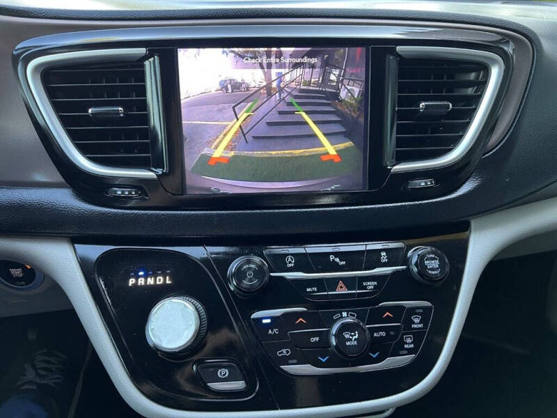 2018 Chrysler Pacifica Touring Plus