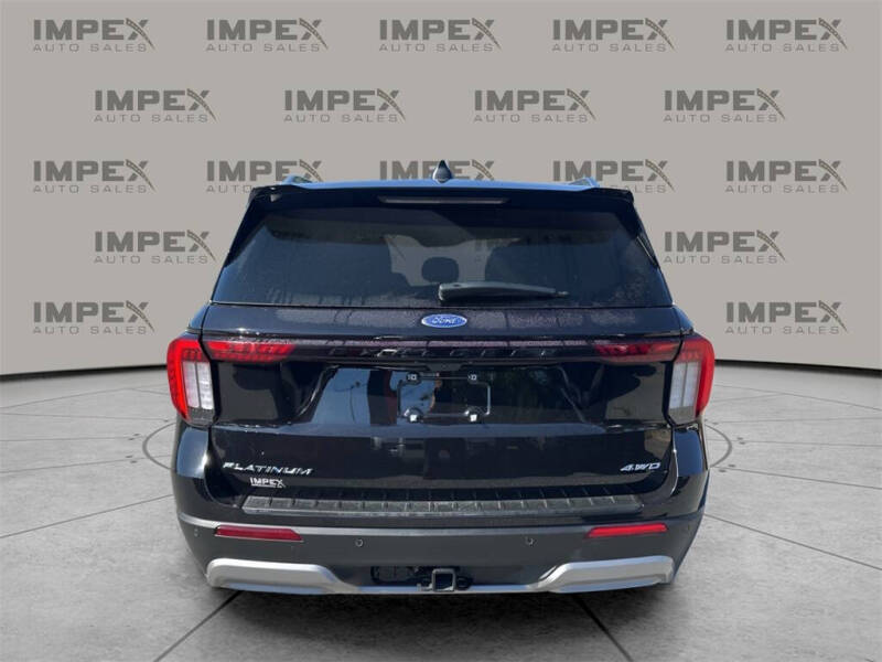 2025 Ford Explorer Platinum