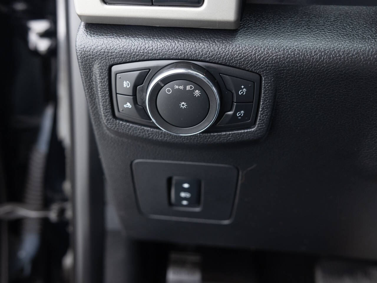 Used Car 2016 Ford F-150  Lariat 4x4 4dr Supercrew 5.5 Ft. Sb For Sale Under $50,000 In Coal City, Illinois