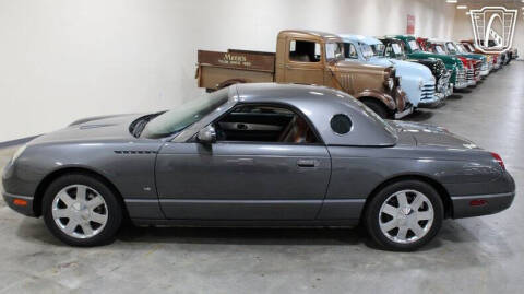 2003 Ford Thunderbird