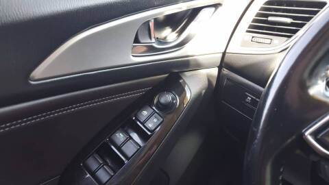 2018 Mazda MAZDA3 Touring