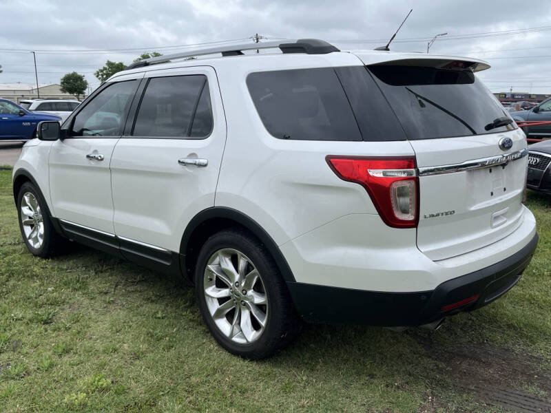 2011 Ford Explorer Limited