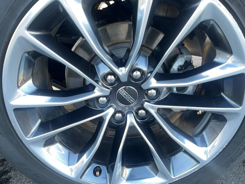 2024 Jeep Wagoneer L Series III