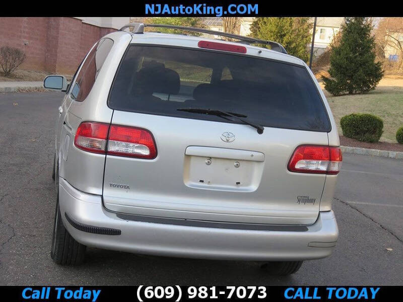 2003 Toyota Sienna LE