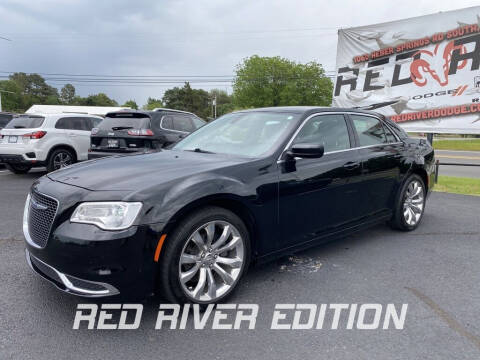 2020 Chrysler 300 for sale at RED RIVER DODGE - Red River of Malvern in Malvern AR