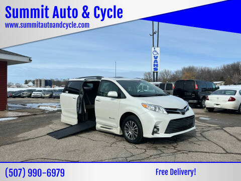 2018 Toyota Sienna for sale at Summit Auto & Cycle in Zumbrota MN