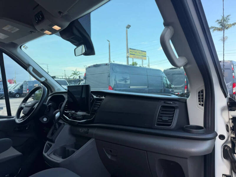 2024 Ford Transit