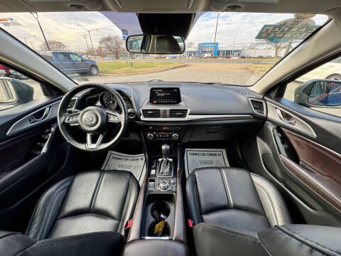 2018 Mazda MAZDA3 Touring