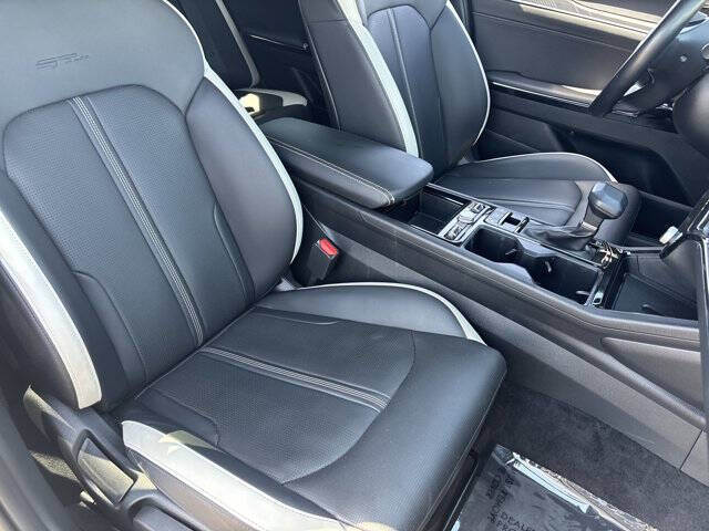 2025 Kia K5