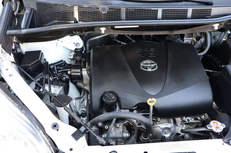 2018 Toyota Sienna L 7-Passenger