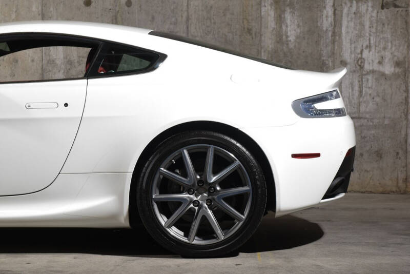 2013 Aston Martin V8 Vantage