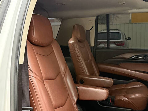 2017 Cadillac Escalade ESV Premium Luxury