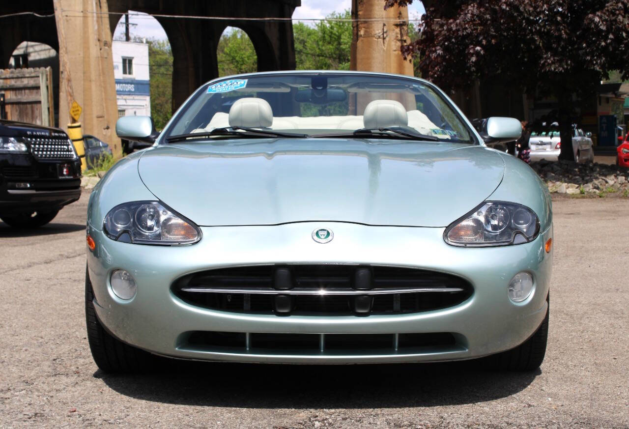 ジャッキー 2006 Jaguar XK8 | Frazier Motorcar Company, LLC
