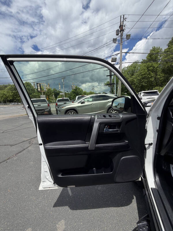 2017 Toyota 4Runner SR5