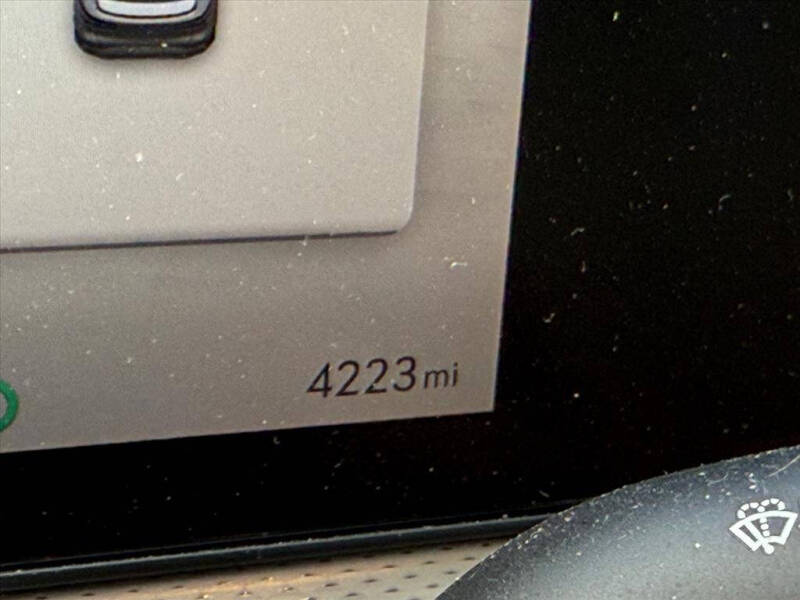 2024 Genesis GV60 Advanced