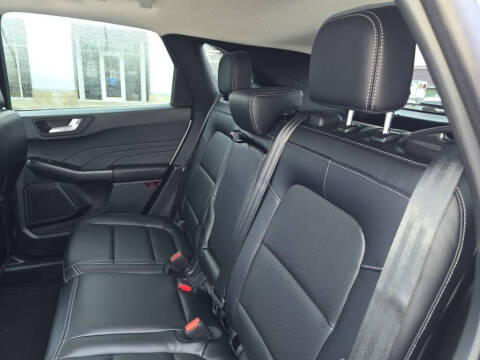 2026 Ford Escape Platinum