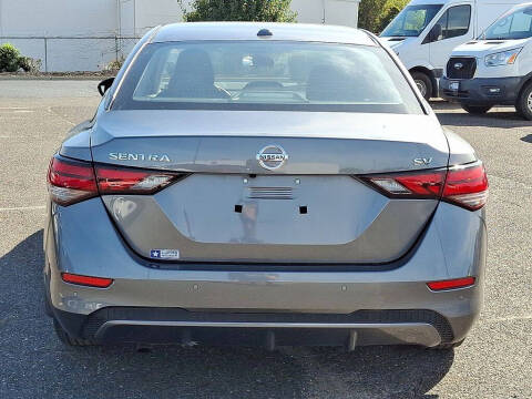 2022 Nissan Sentra SV