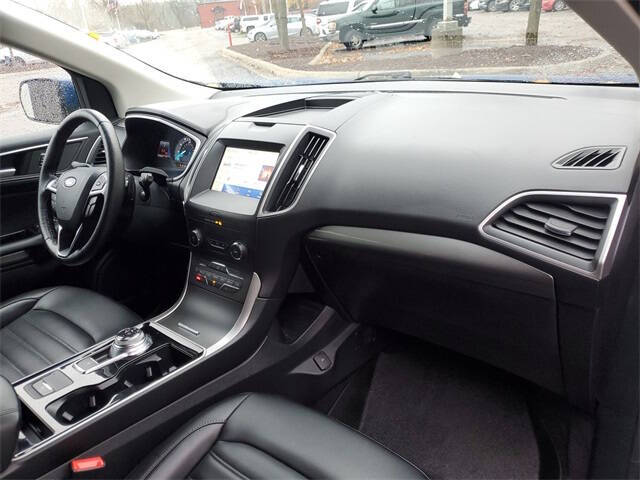 2020 Ford Edge for sale at Bowman Auto Center in Clarkston, MI