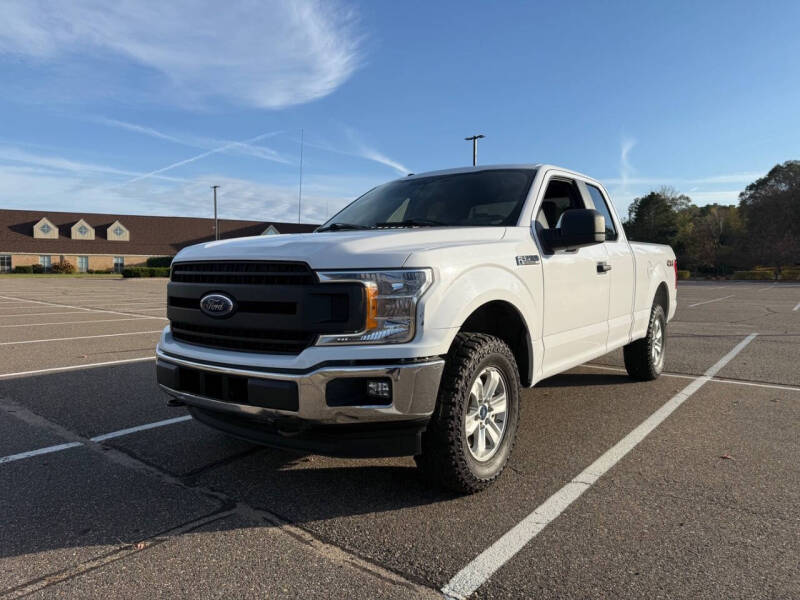 2019 Ford F-150 XL's photo