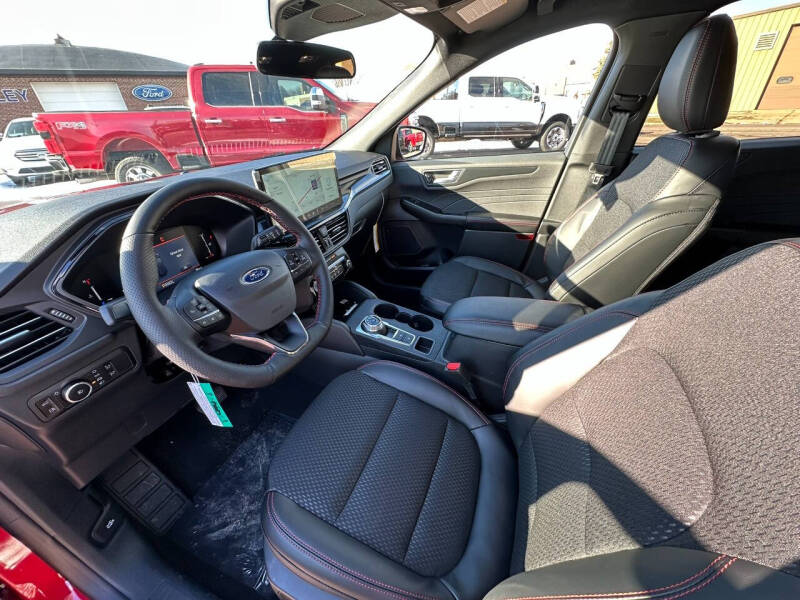 2026 Ford Escape Hybrid ST-Line Select