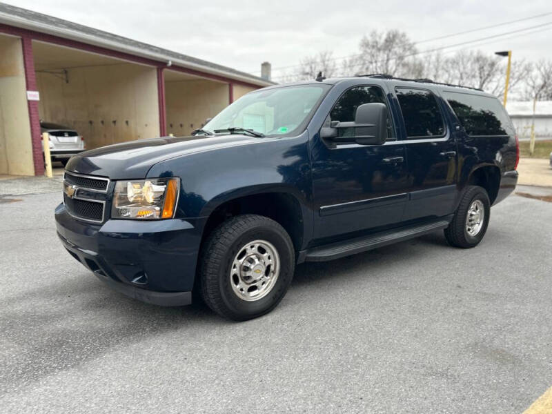 2007 Chevrolet Suburban LT's photo