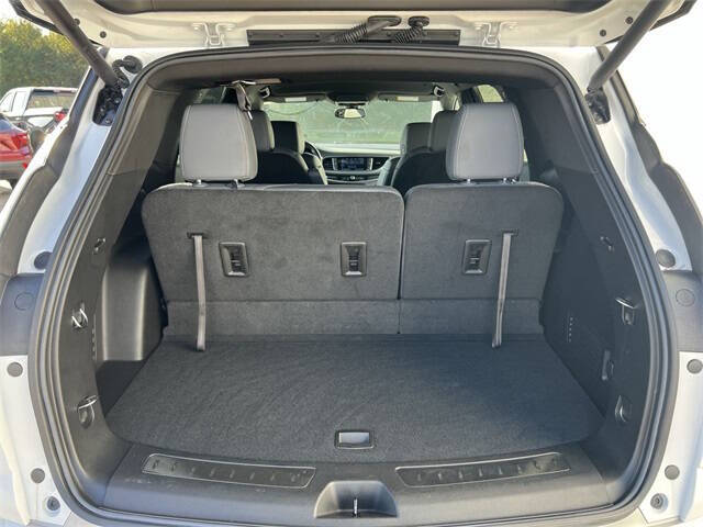 2022 Buick Enclave Essence