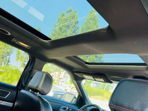 2017 Ford Explorer Sport