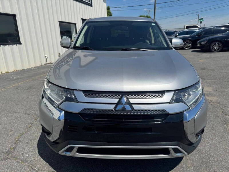 2019 Mitsubishi Outlander SE