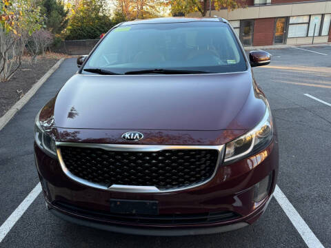 2016 Kia Sedona for sale at Euro Automotive LLC in Falls Church VA