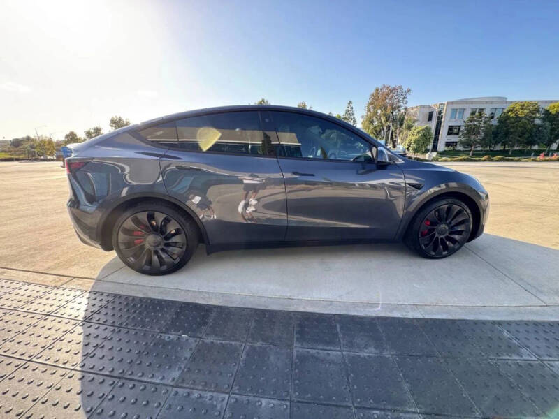 2023 Tesla Model Y Performance