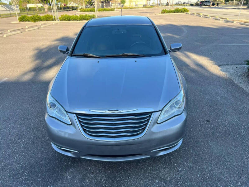 2013 Chrysler 200 Touring