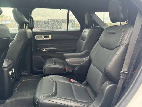 2022 Ford Explorer ST