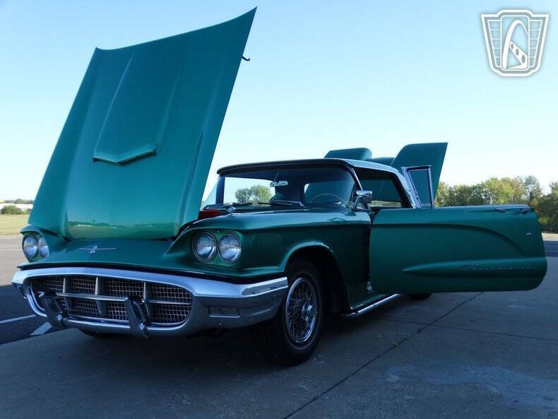 1960 Ford Thunderbird