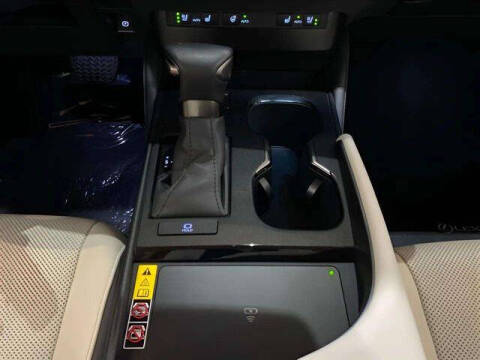 2025 Lexus ES 350