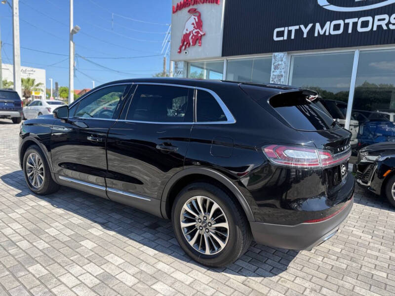 2019 Lincoln Nautilus Select