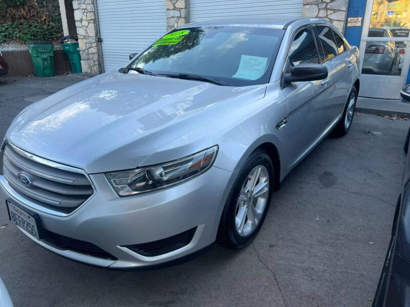 2018 Ford Taurus for sale at BEE BACK MOTORS in Sonora CA