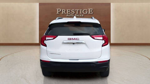 2023 GMC Terrain SLT