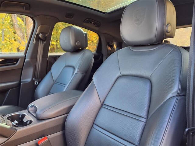 2020 Porsche Cayenne Coupe