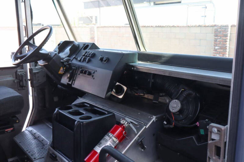 2020 Freightliner MT45 Chassis
