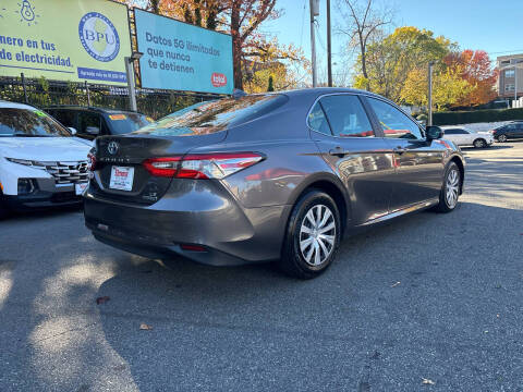 2020 Toyota Camry Hybrid LE