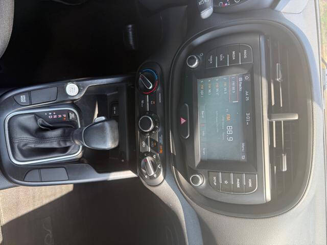 2020 Kia Soul GT-Line