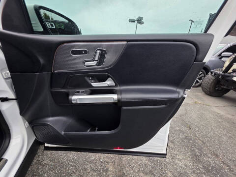 2021 Mercedes-Benz GLB GLB 250