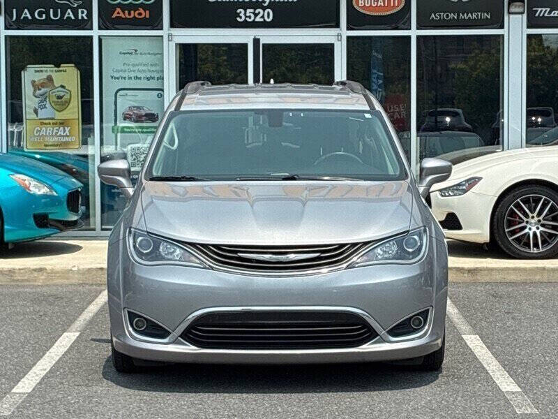 2017 Chrysler Pacifica Hybrid Premium