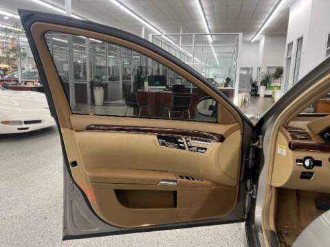 2009 Mercedes-Benz S-Class S 550 4MATIC