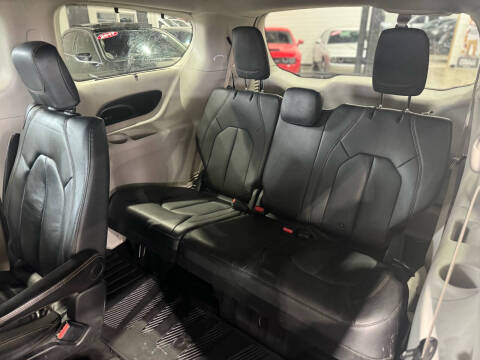 2018 Chrysler Pacifica Touring L Plus