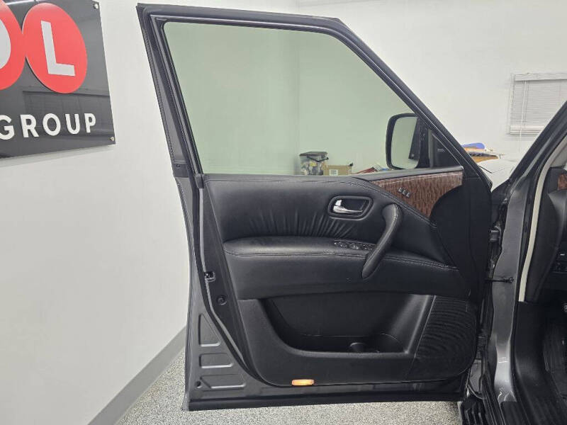 2017 Nissan Armada SV