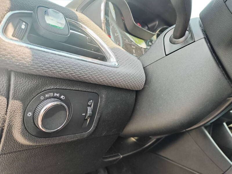 2018 Chevrolet Cruze LT Auto