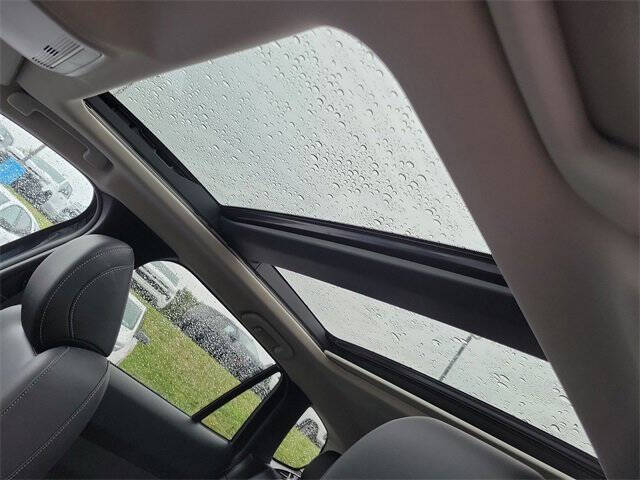 2023 Mazda CX-50 2.5 S Preferred Plus